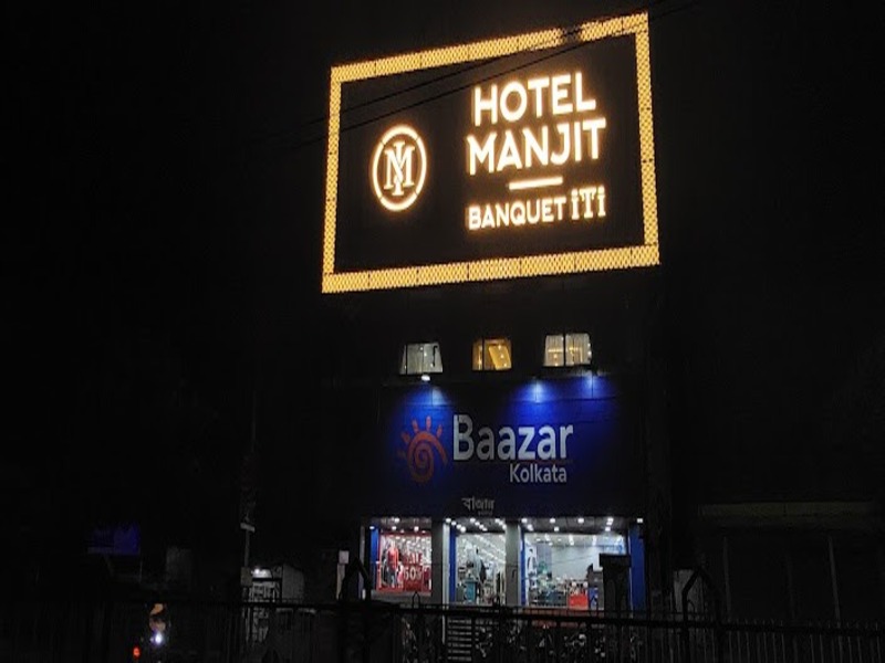 Hotel Manjit Luxury Room